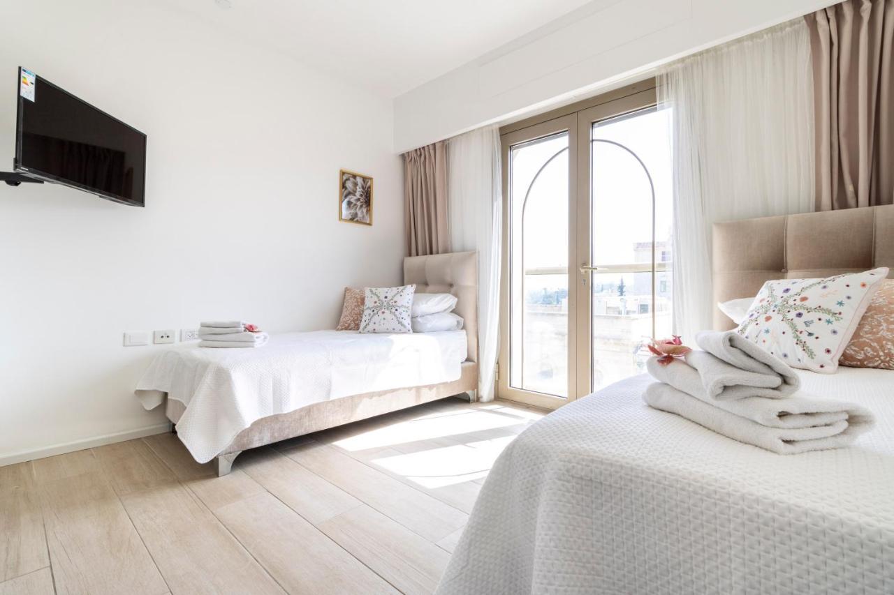 Luxury Three-Bedroom/Terrace Over Old City View Jerusalén Exterior foto